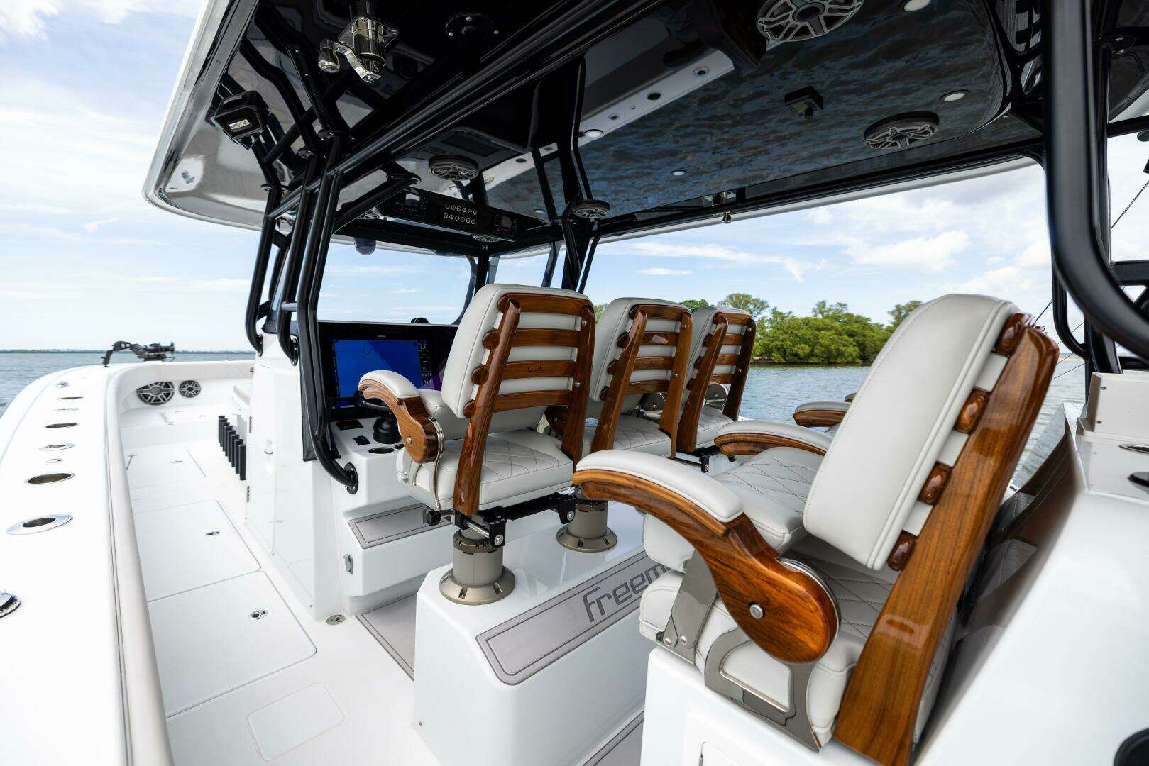 2025 Freeman 42 LR - Image 57