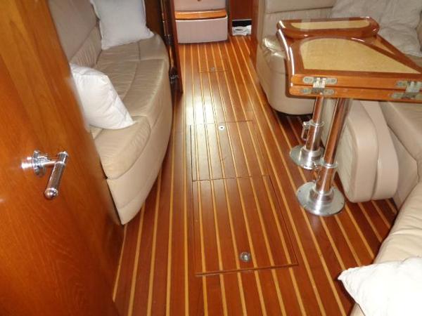 2004 Tiara Yachts 4400 Sovran - 4