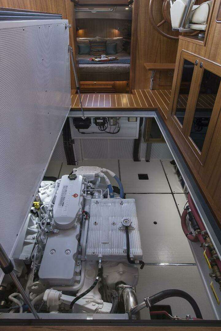 2026 Helmsman Trawlers 38E Pilothouse - Image 39