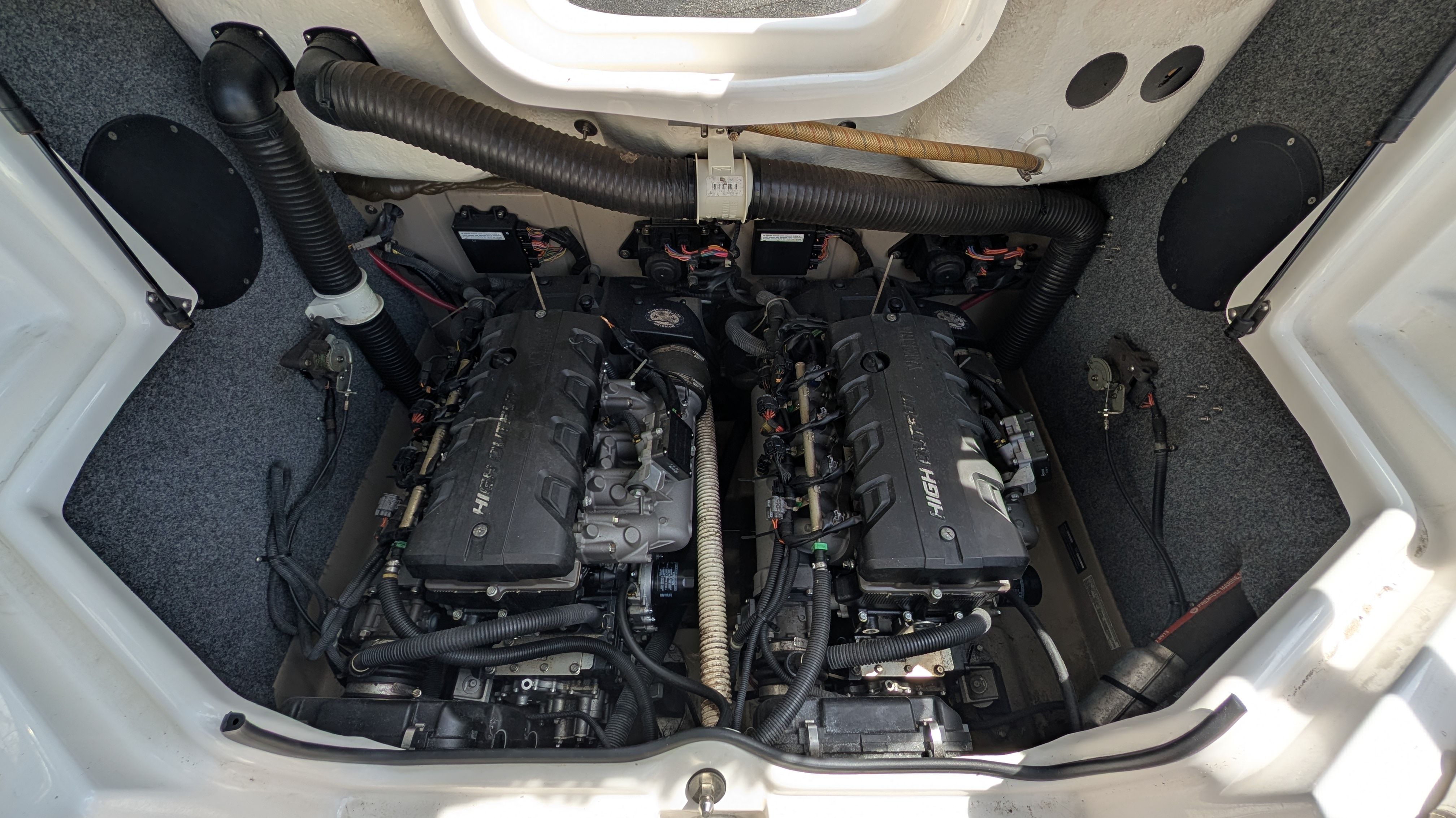 2013 Yamaha Boats SX240 HO - 16