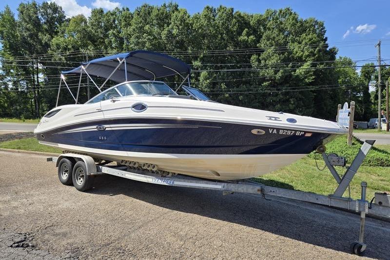 2011 Sea Ray 300 Sundeck