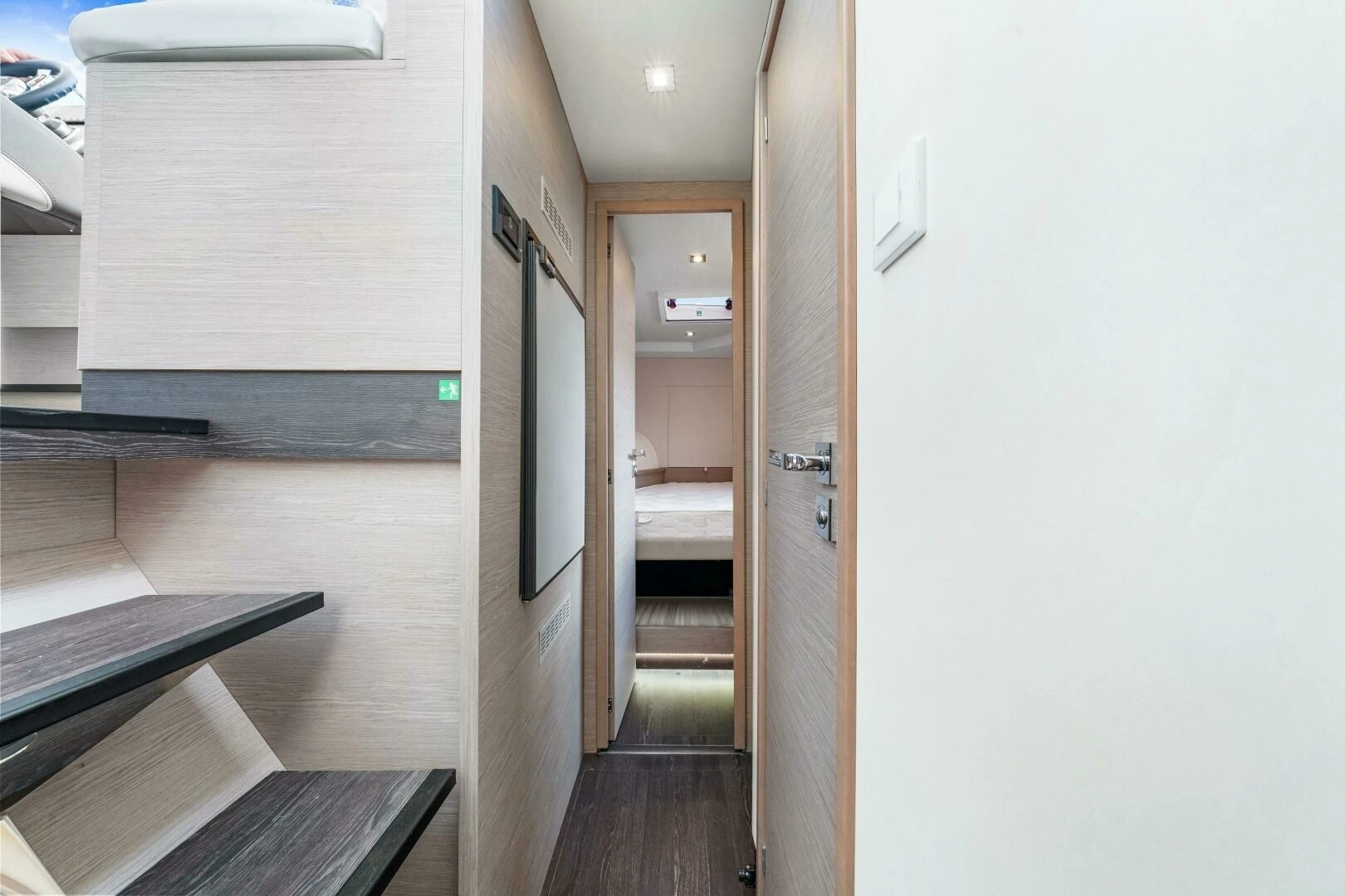 2021 Fountaine Pajot MY4.S - Image 23