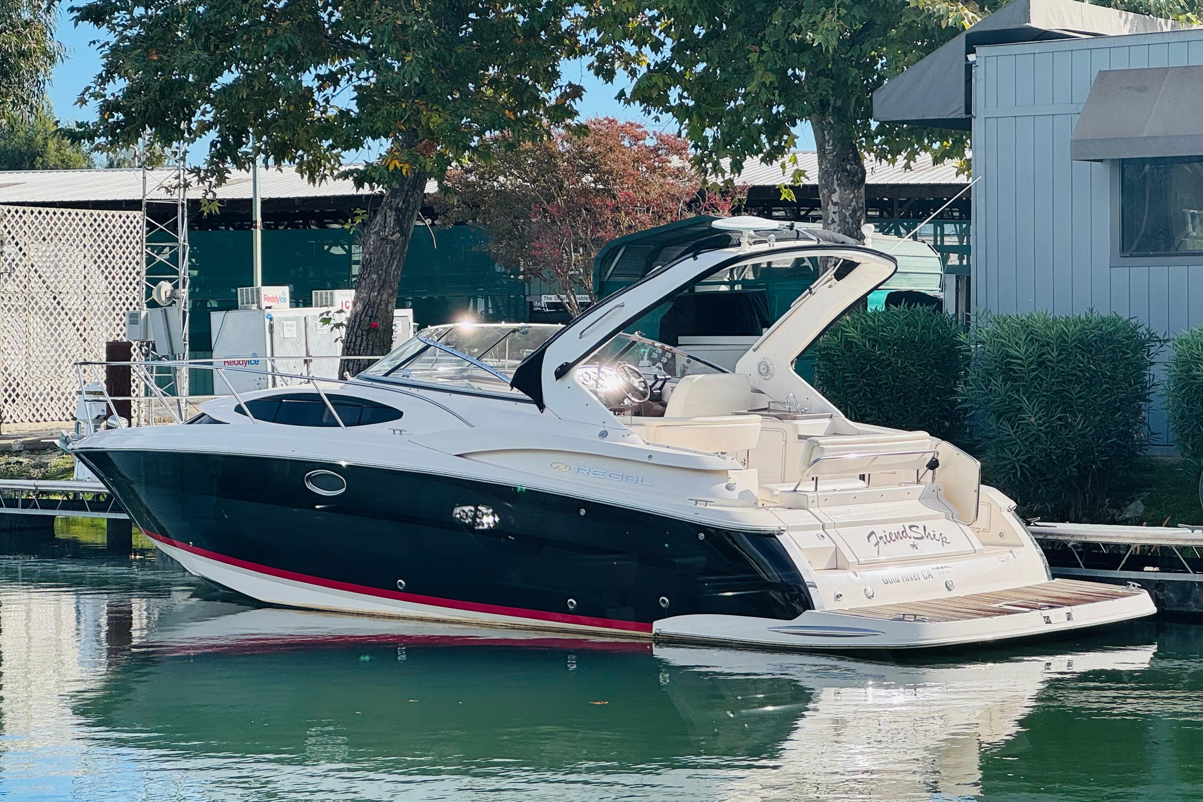 2006 Regal 3360 Window Express