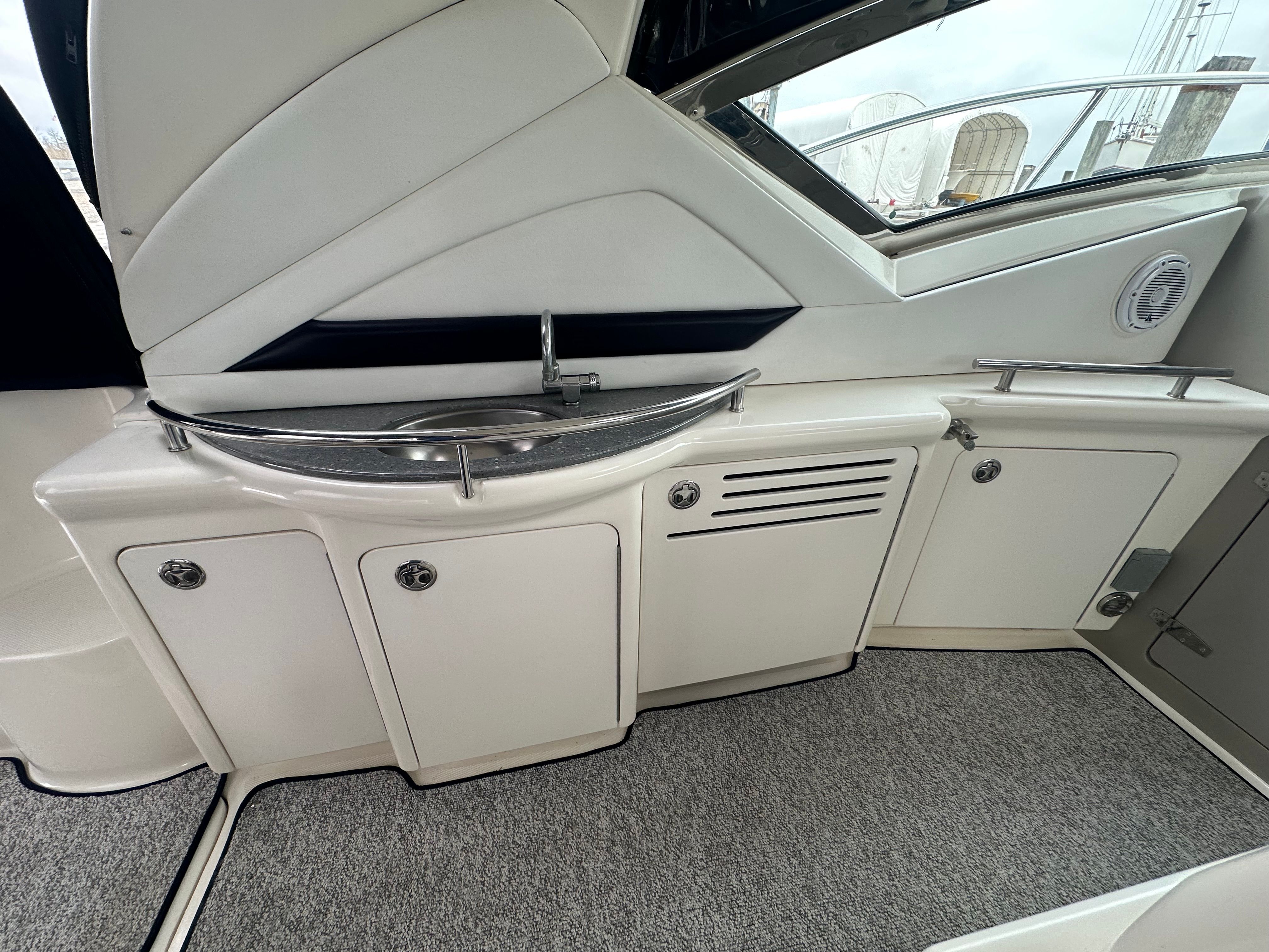 2007 Sea Ray 40 Sundancer - 16