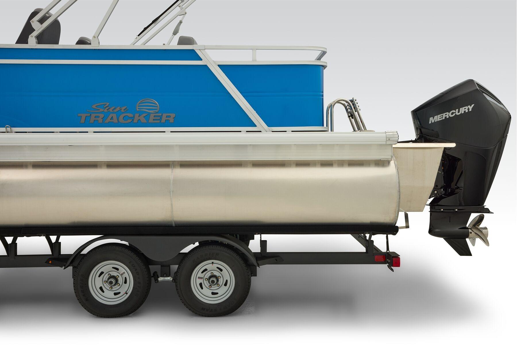 2026 Sun Tracker Party Barge 22 RF XP3 - 64