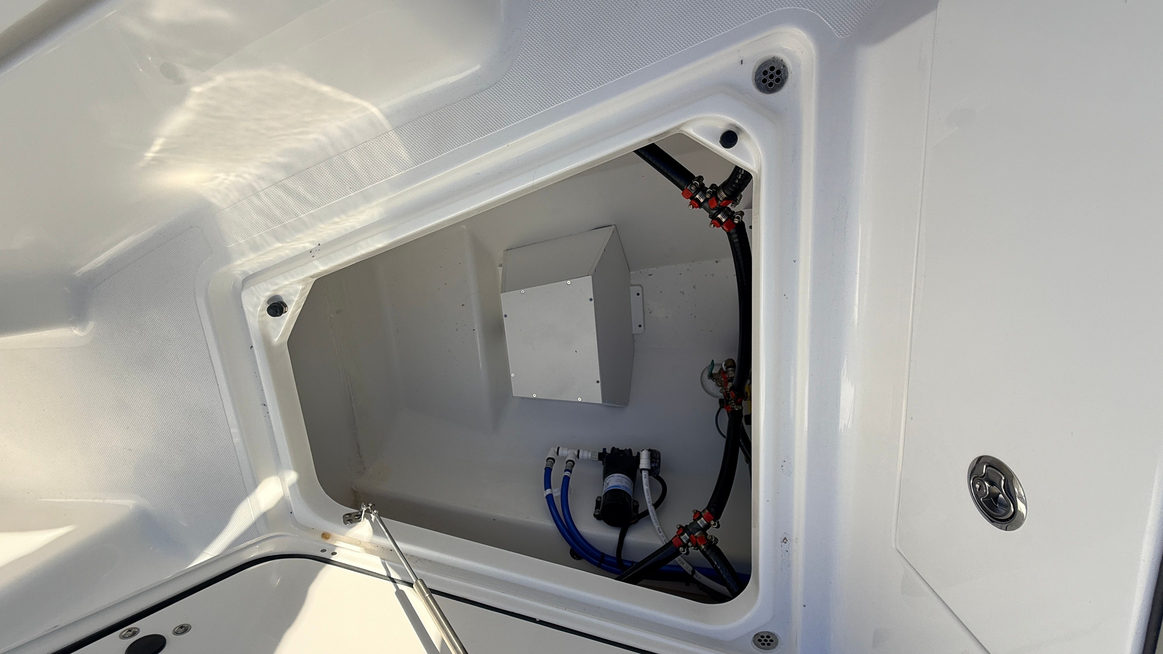 2026 PURSUIT 288 S - Image 16