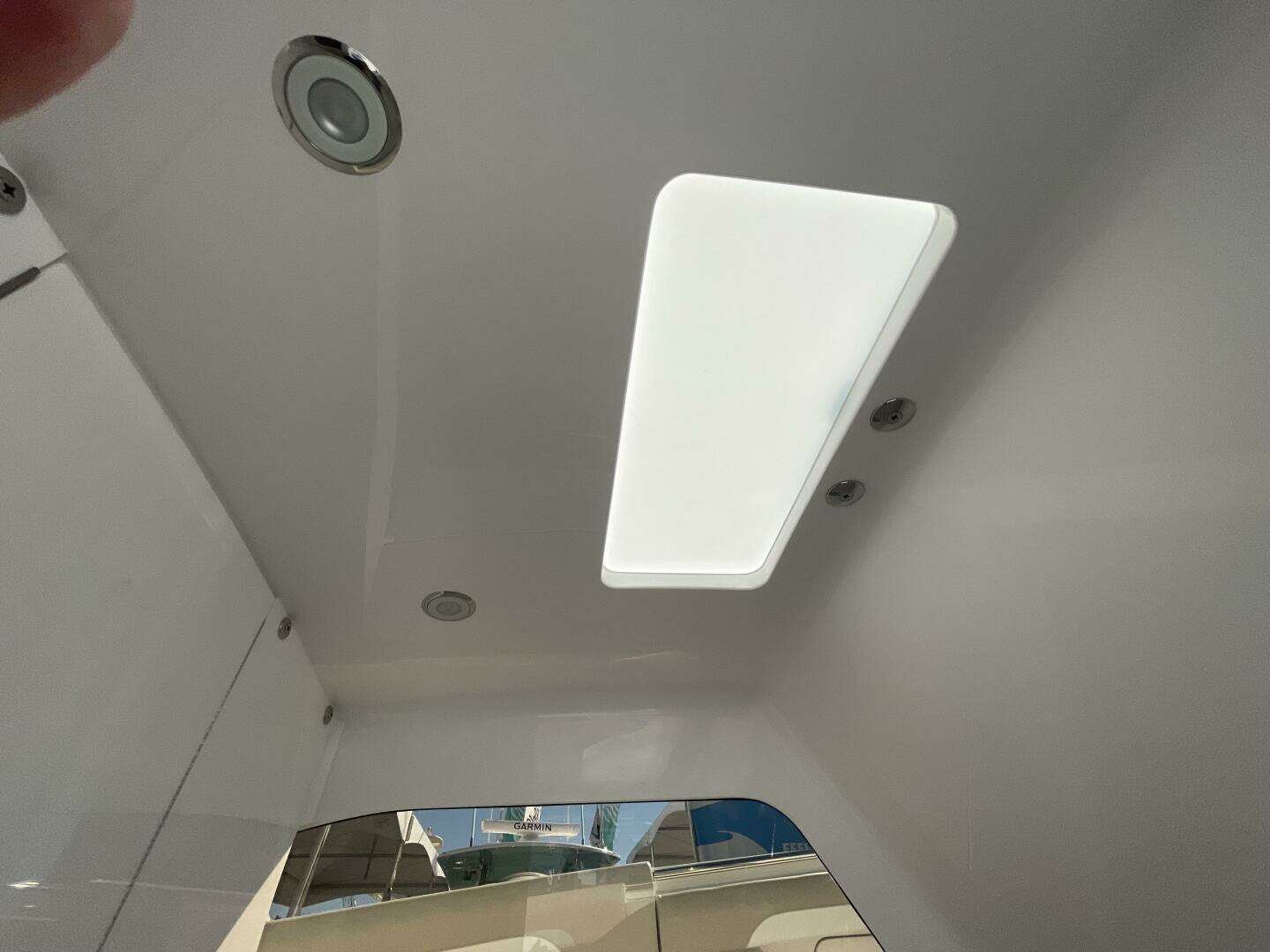 2026 Mag Bay 43 Center Console - Image 94