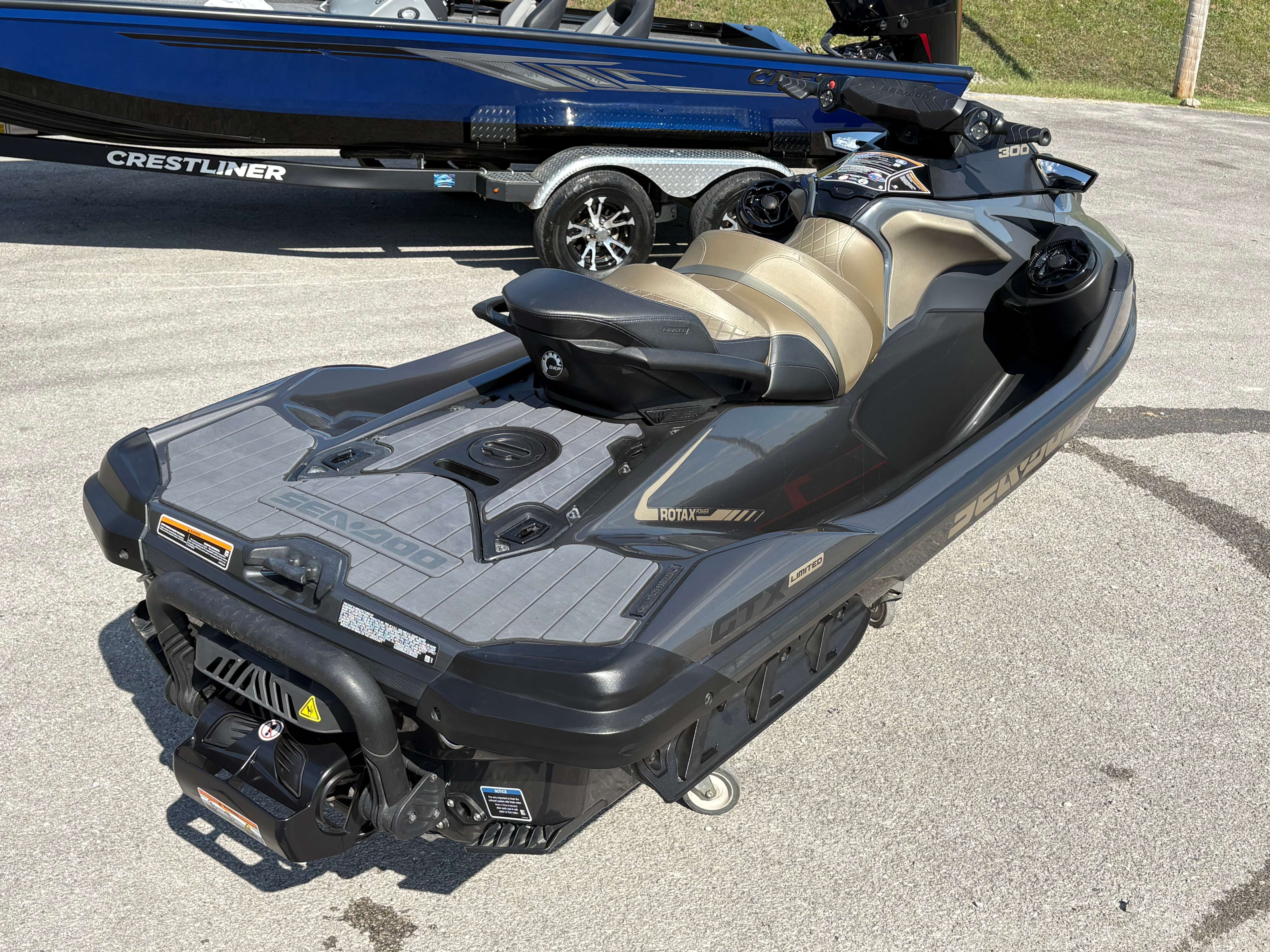 2022 Sea-Doo GTX Limited 300 iDF - 32