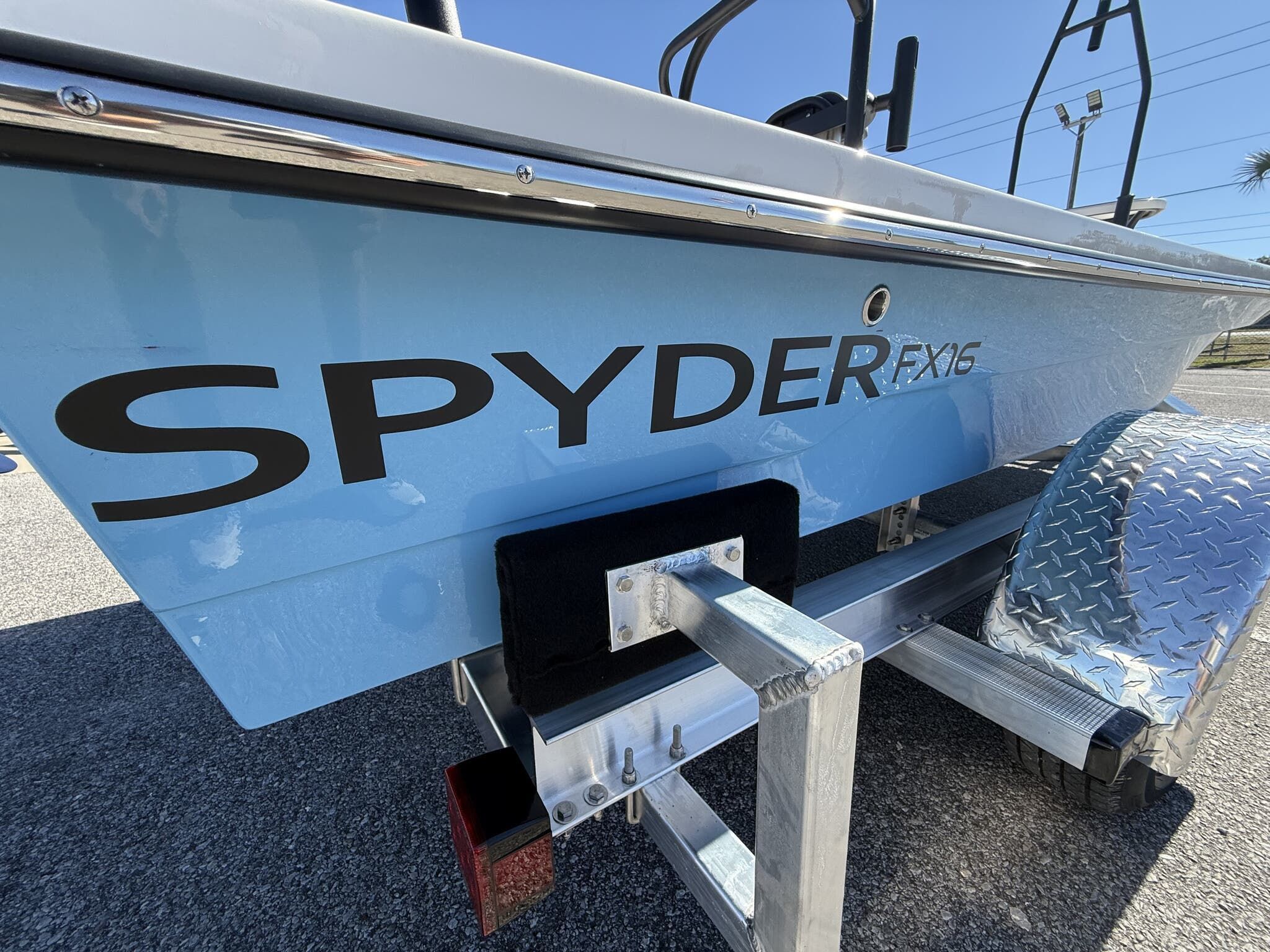 2026 Spyder FX16 Wisp - 11