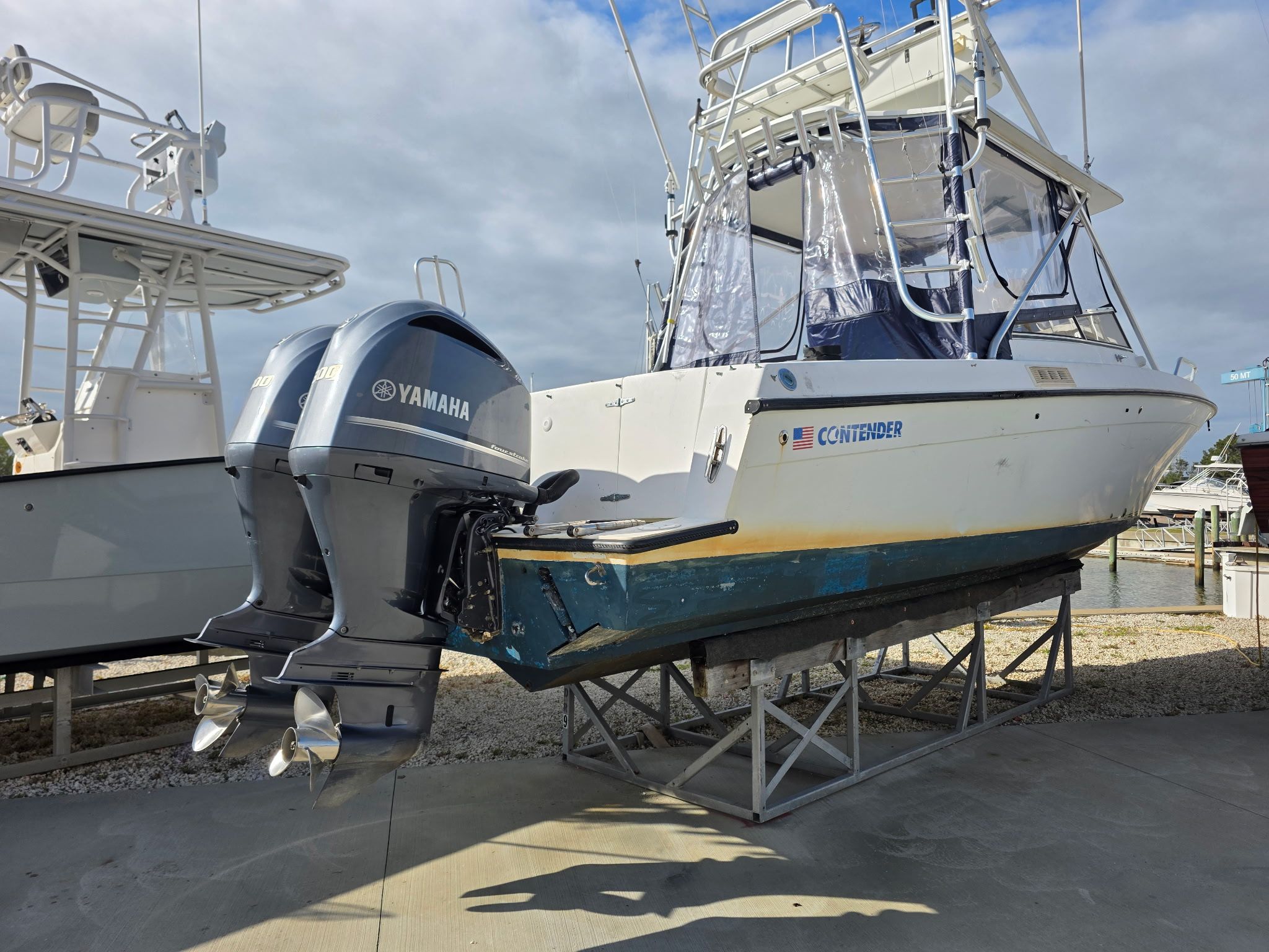 2005 Contender 35SC Express - 5
