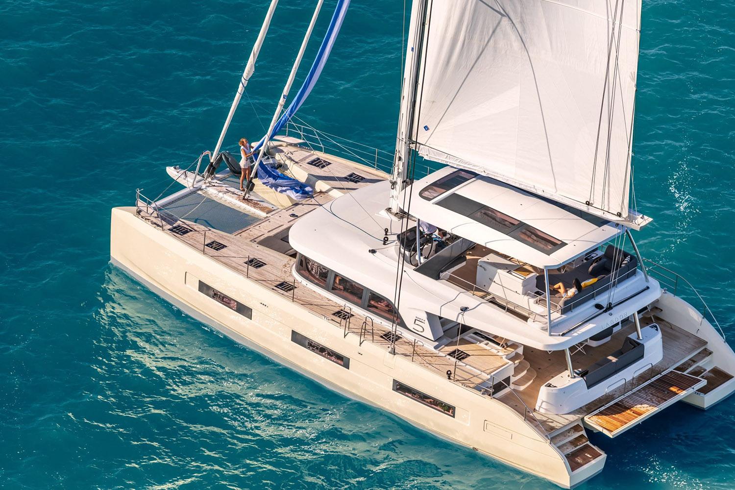 2025 Lagoon SIXTY 5