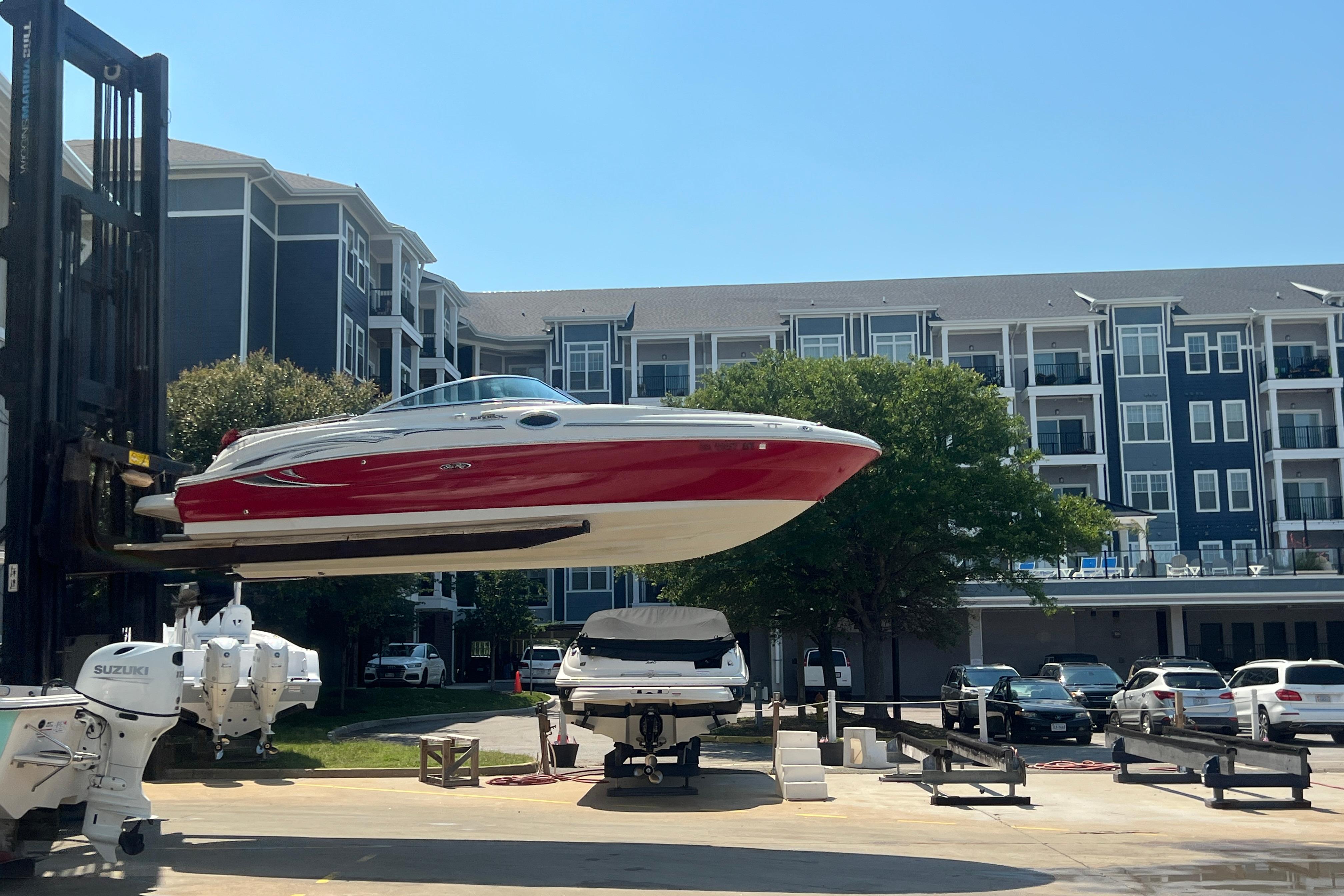 2005 Sea Ray 240 Sundeck