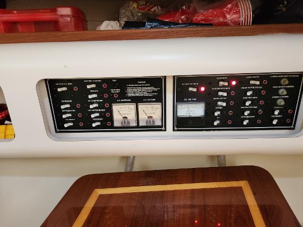 2003 Pursuit 3070 Offshore - 60