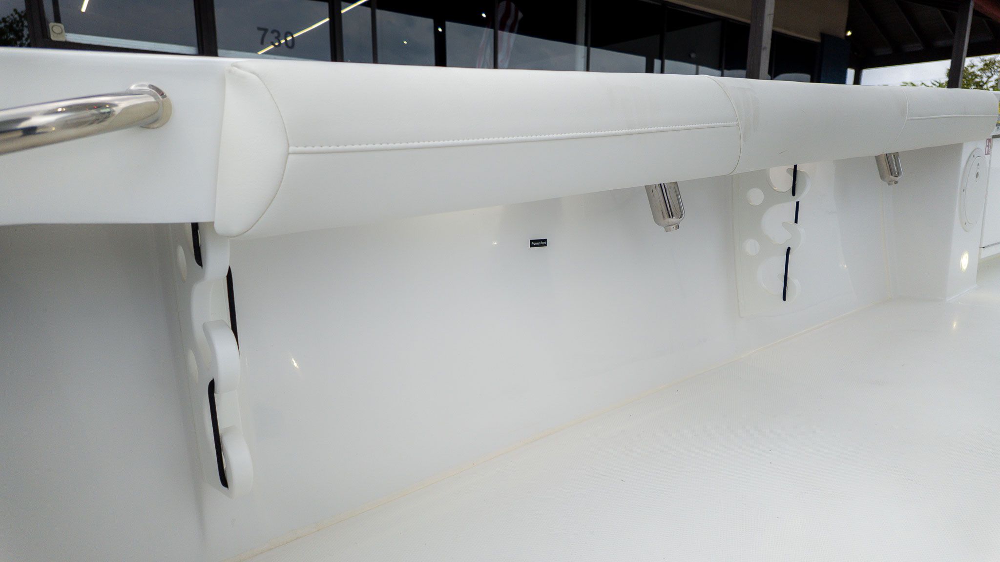 2026 Everglades 253 Center Console - 9