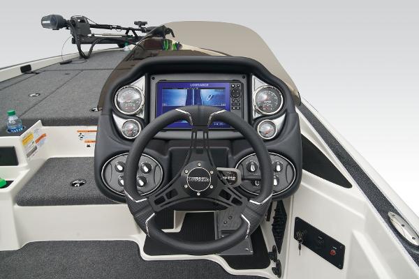 2026 Triton 19 TrX Patriot - 23