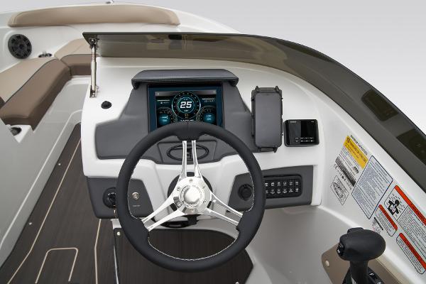 2025 Tahoe 210 S - 25