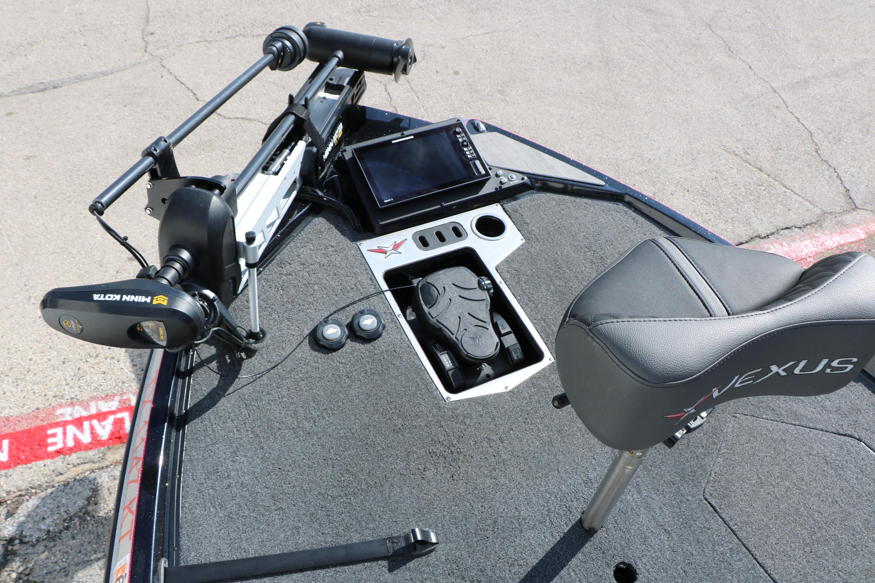 2022 Vexus VX21 boat deck with Minn Kota trolling motor and control panel.