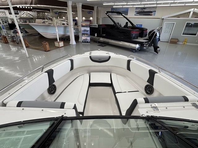 2026 Chaparral 250 OSX - 8