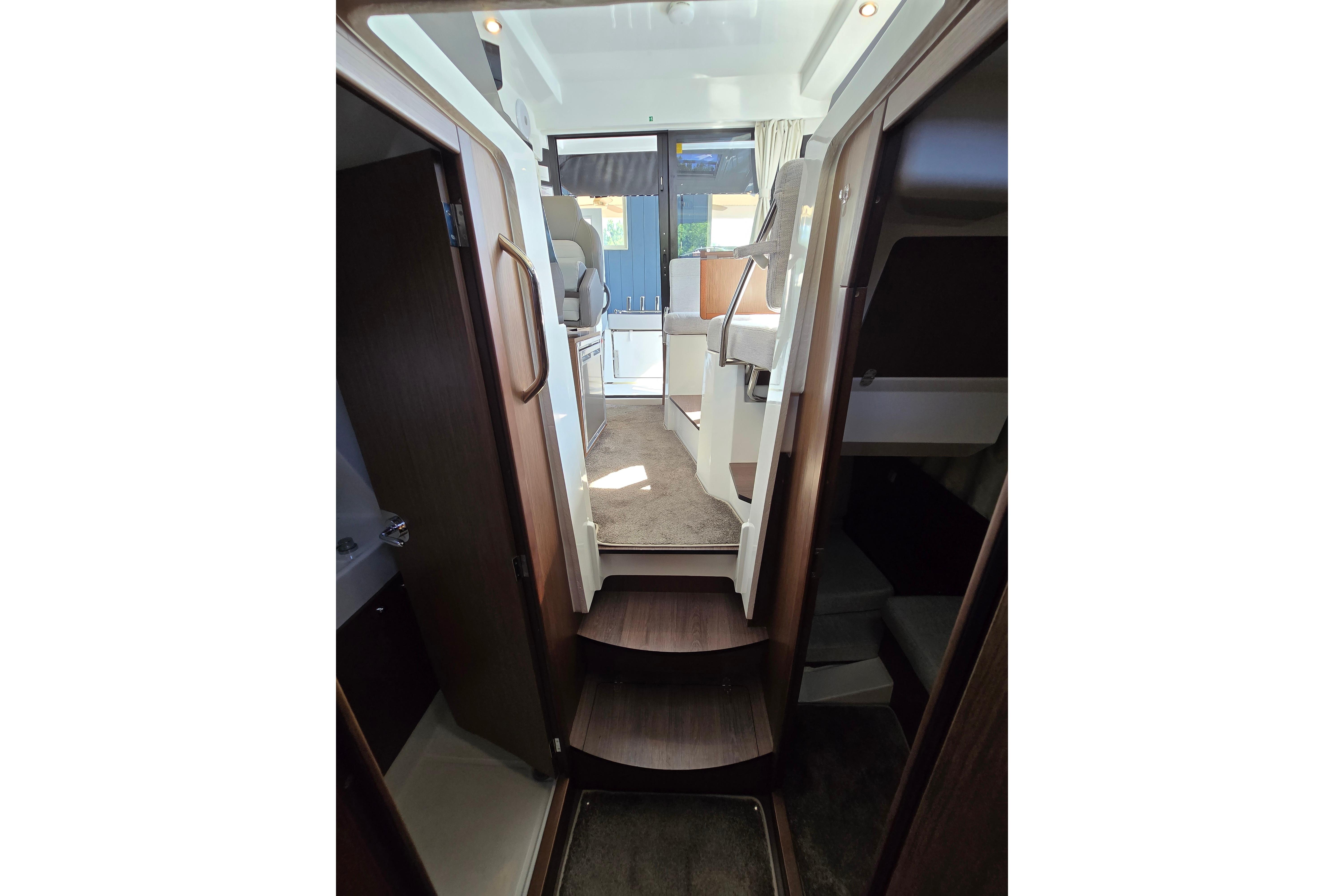 2023 Jeanneau NC Sport 895 - 58