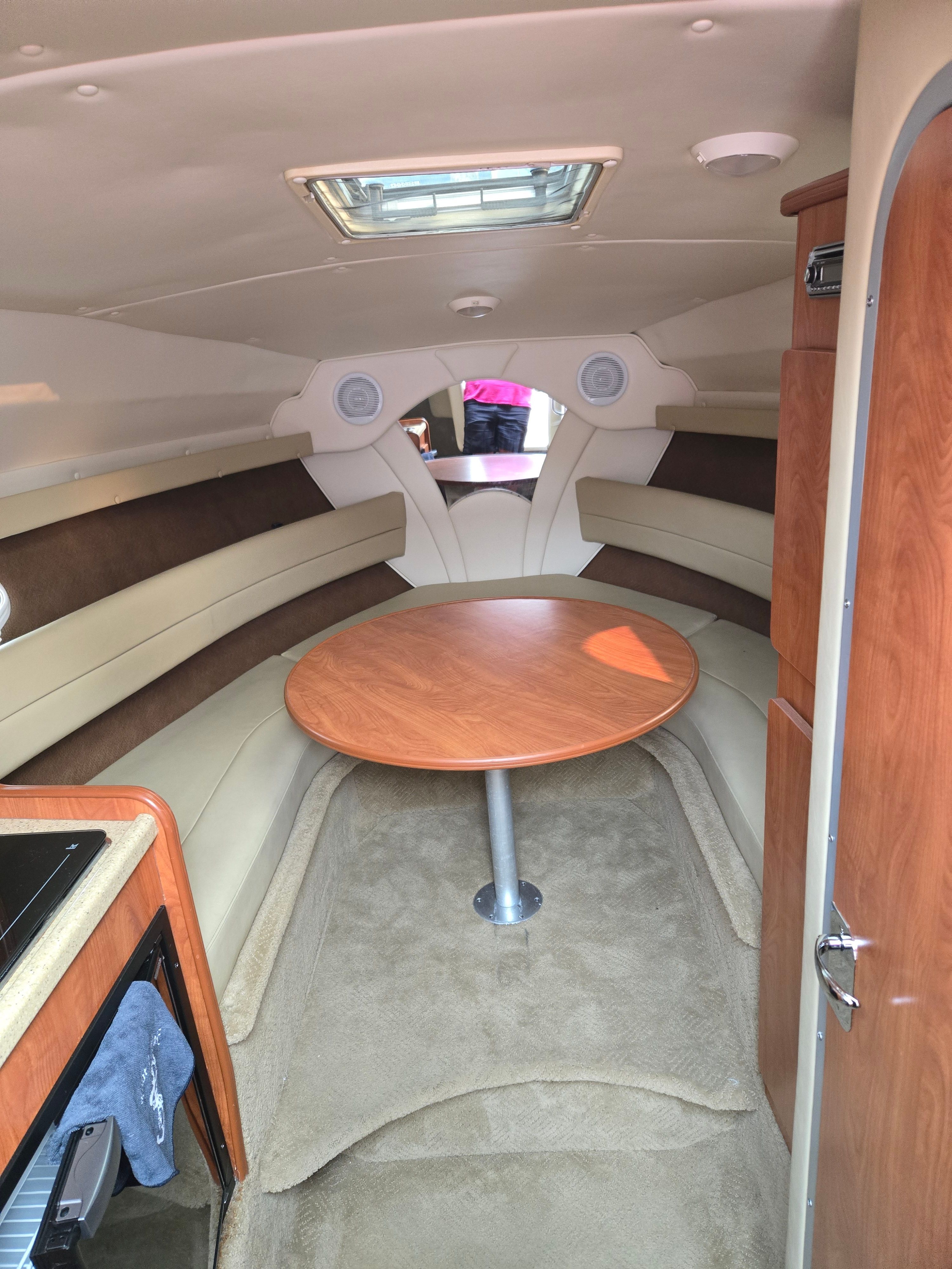 2006 Rinker 270 Express Cruiser - 30