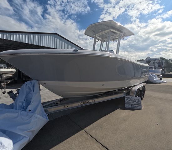 2026 Robalo Center Console R230 In Stock Trailer Included - 3