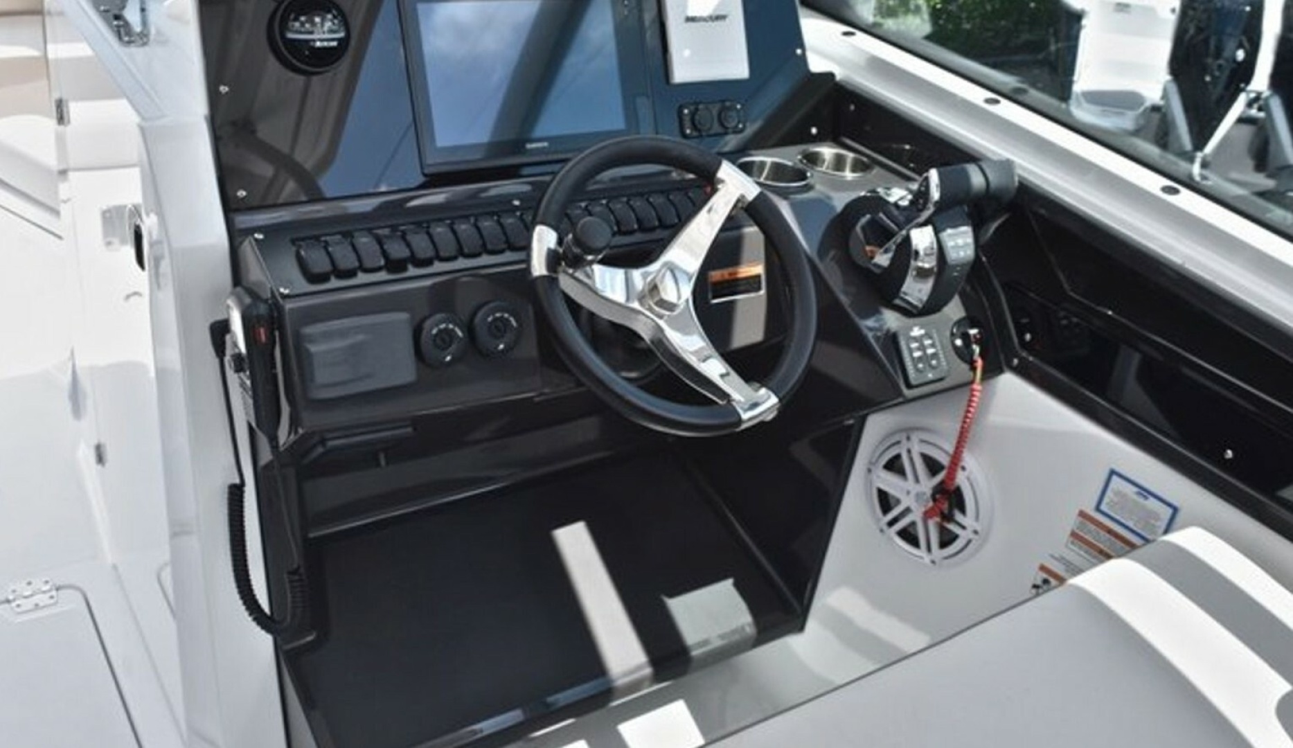 2019 Blackfin — - Image 6