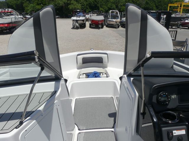 2020 Yamaha Boats SX195 - 30