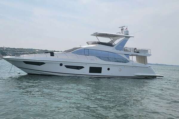 2022 Azimut 66