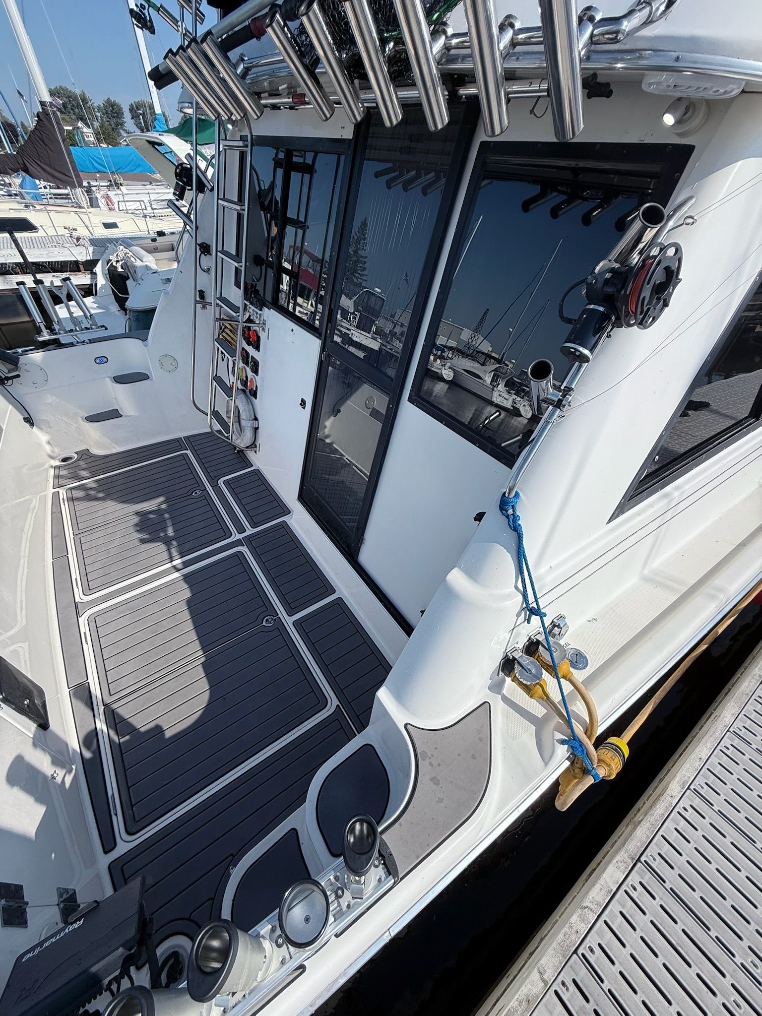 1996 Bayliner 3988 Motoryacht - 5