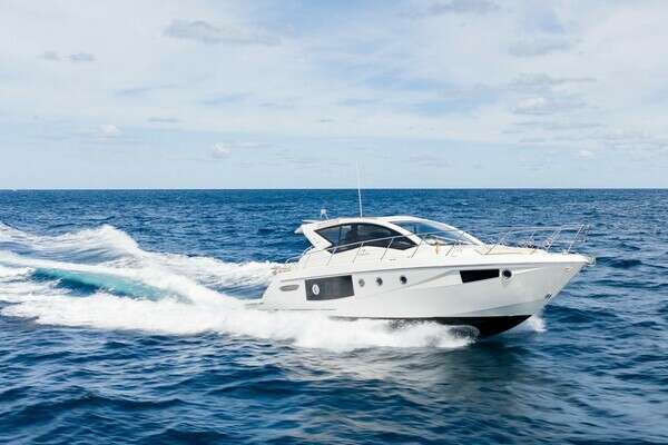 2014 Cranchi M 44 HT