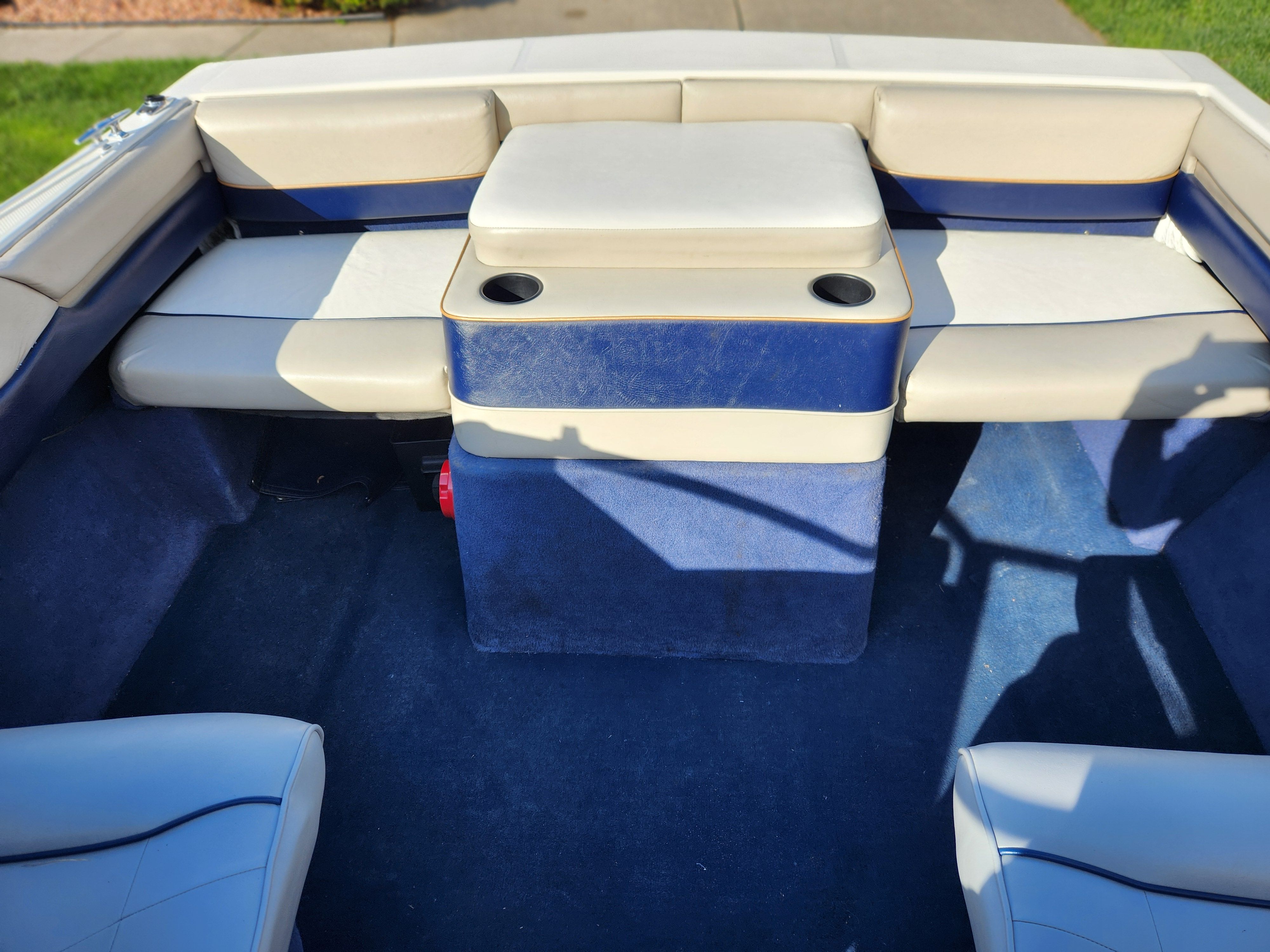 1996 Bayliner 1952 Capri Cuddy - 8