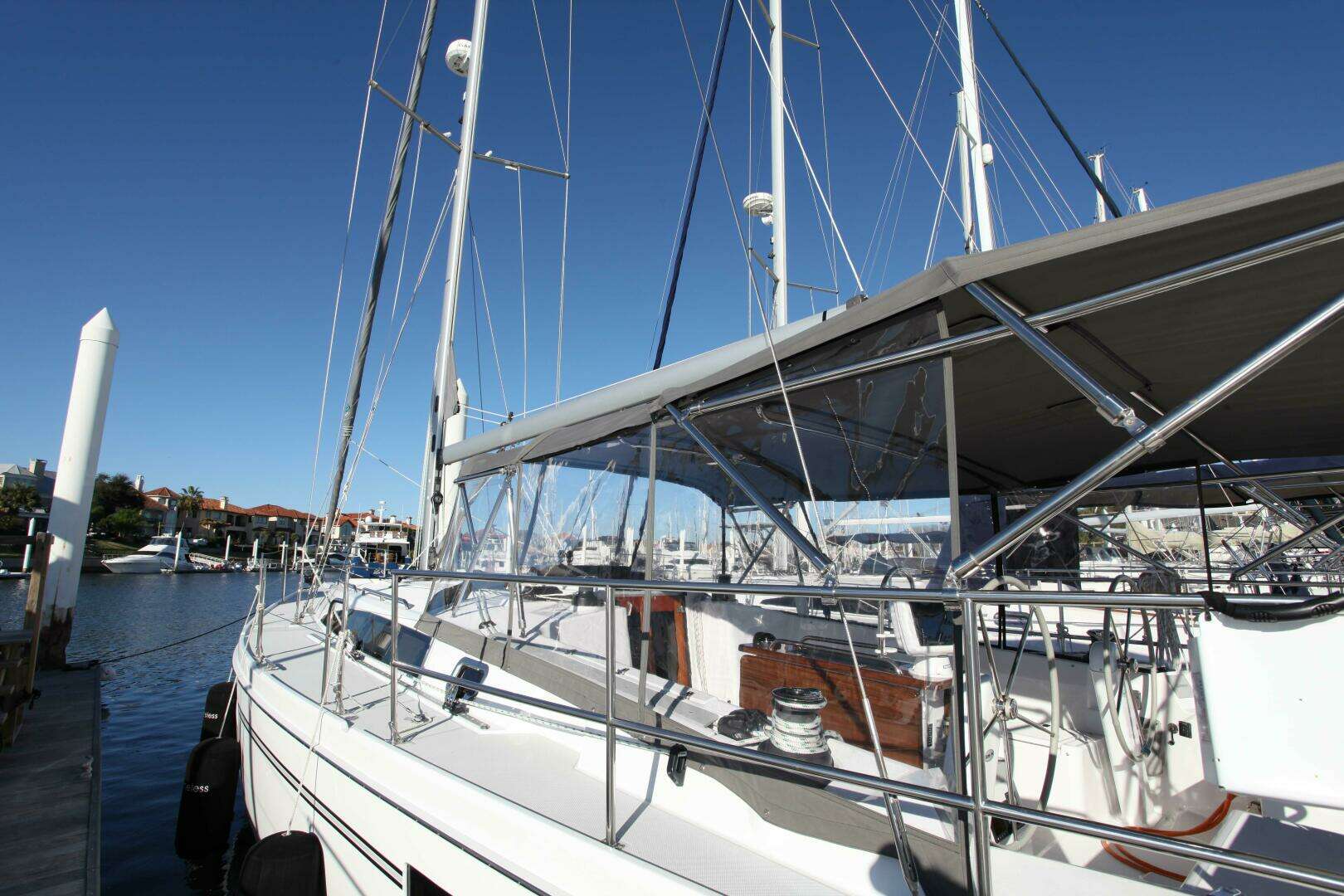 2025 Catalina 426 - Image 13