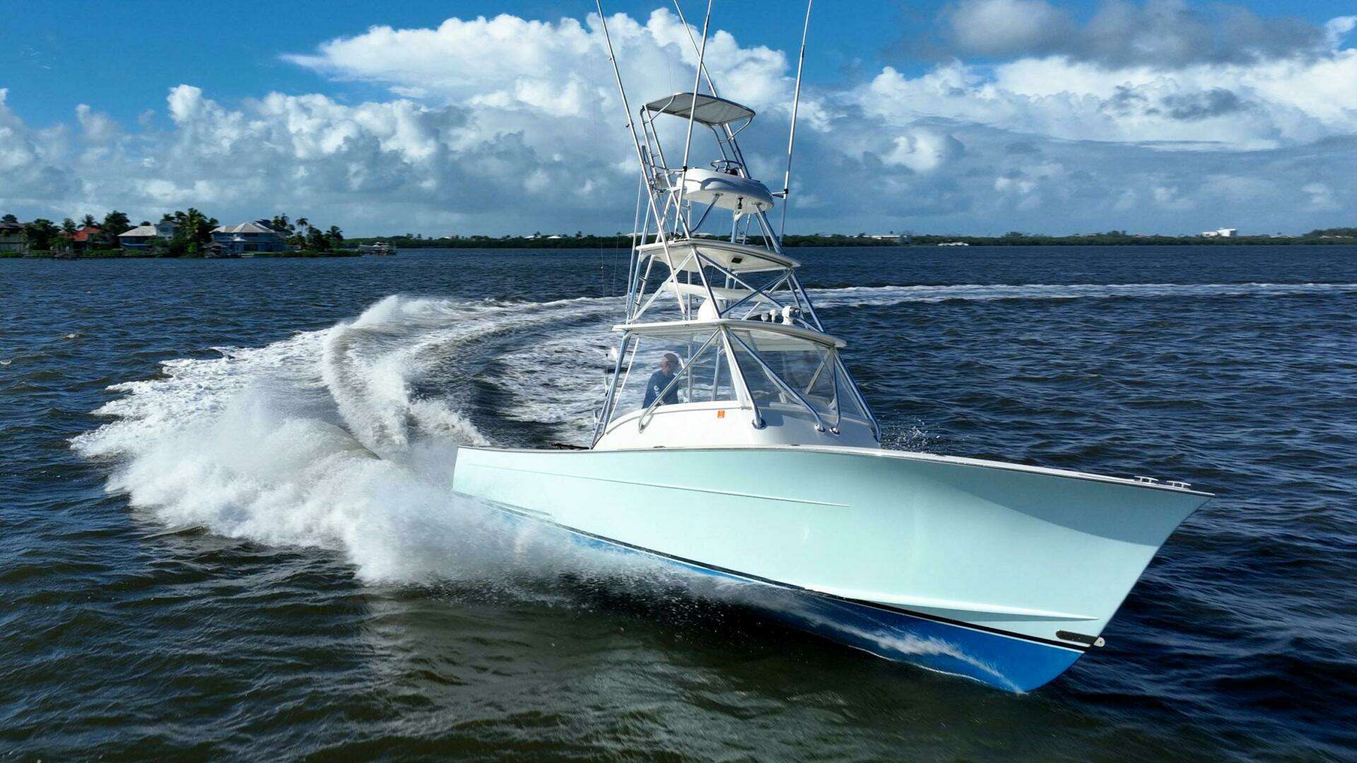 2003 Gamefisherman 34 Express - Image 2