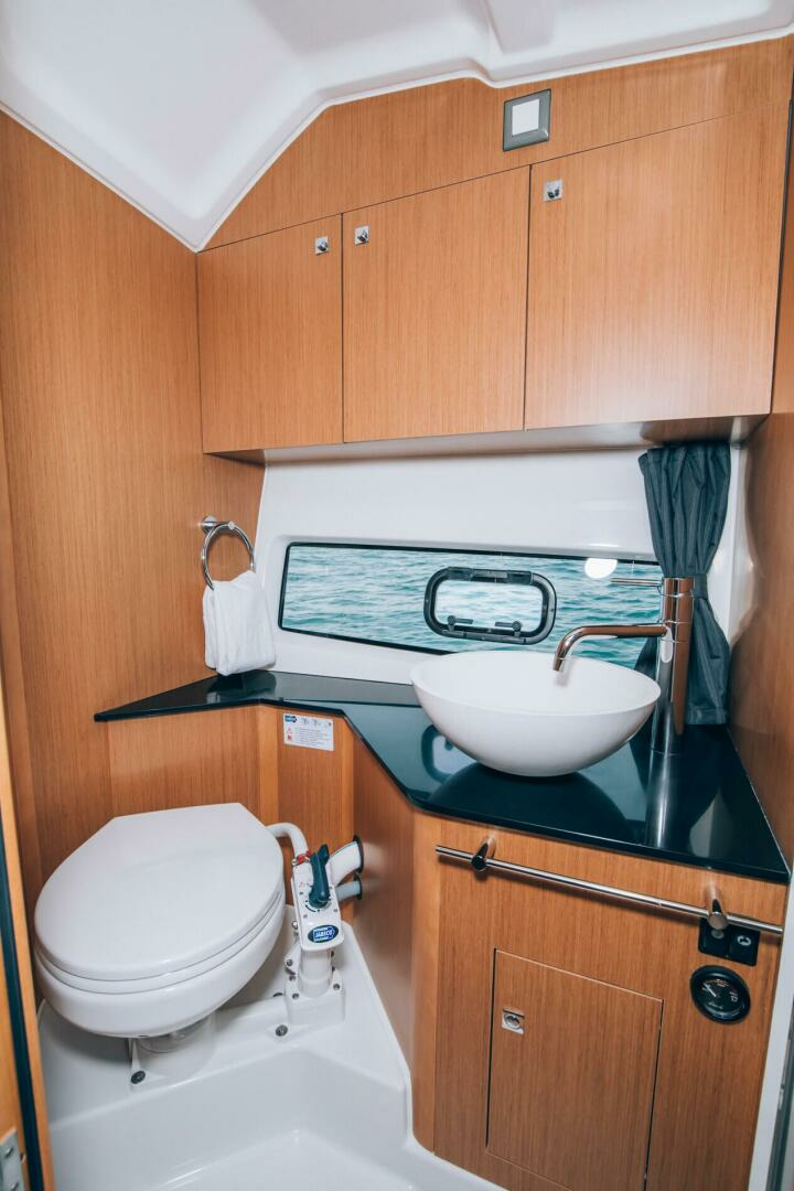 2025 Beneteau Flyer 10 - Image 15