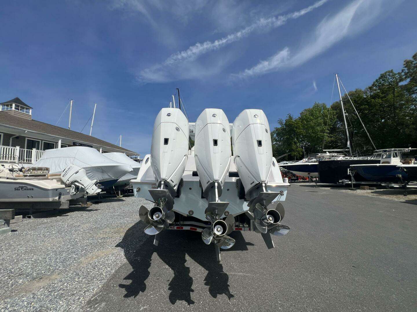 2026 Invincible 39 Open Fisherman - Image 3