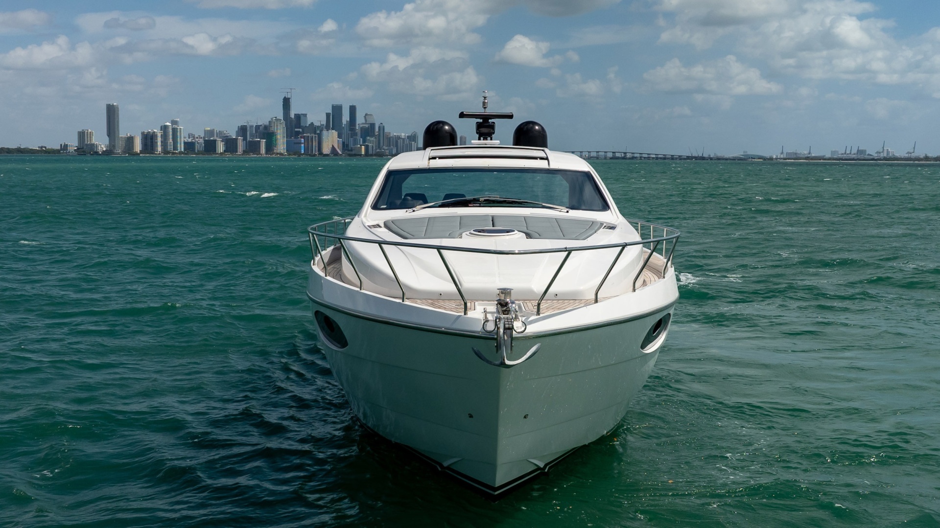 2020 Pershing 62 - Image 3