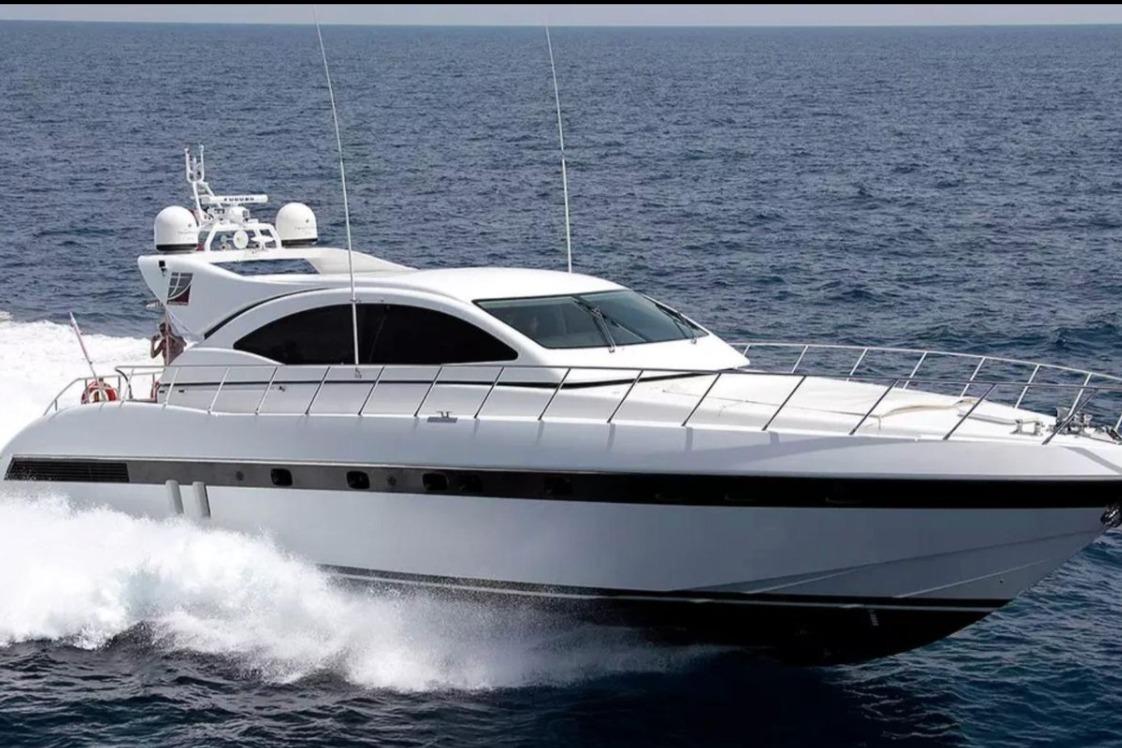 2008 Mangusta 72