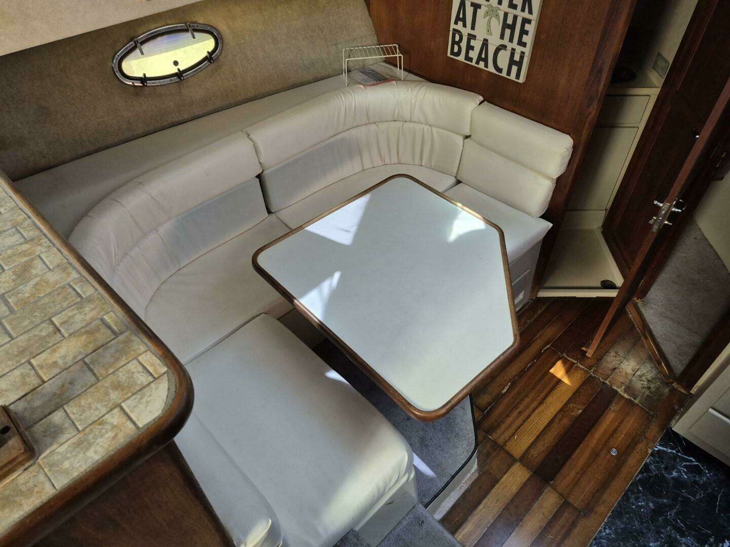 1991 Carver — - Image 24