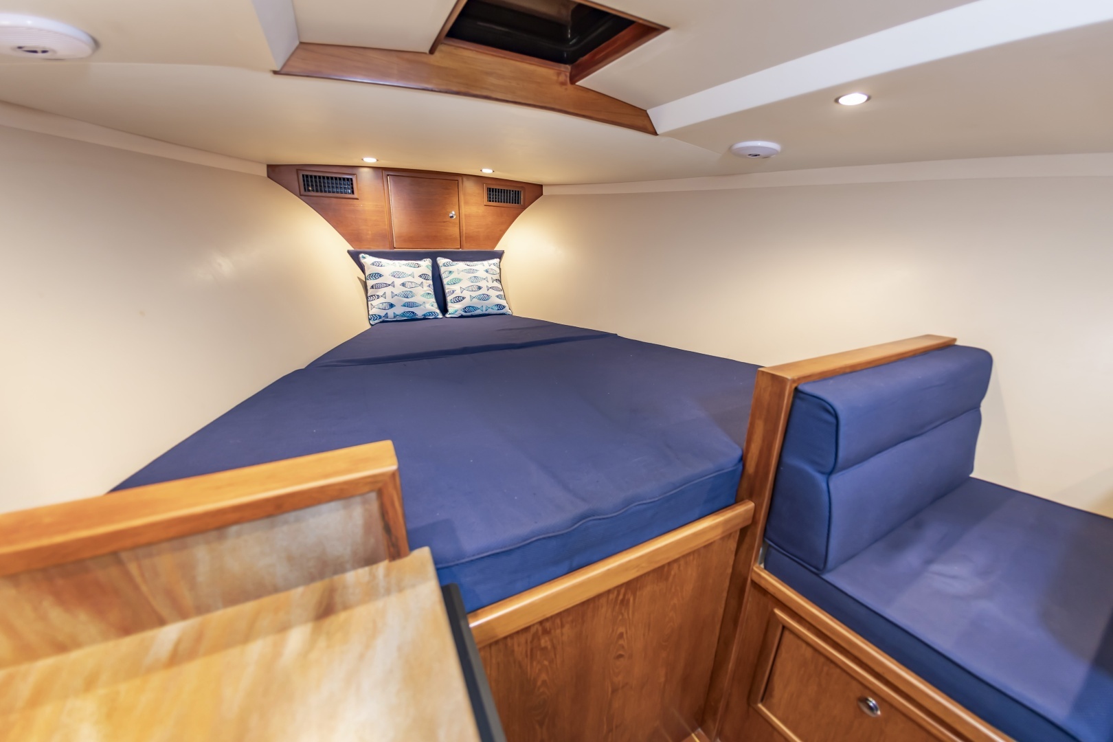 2009 Custom Carolina 36 Express - Image 32