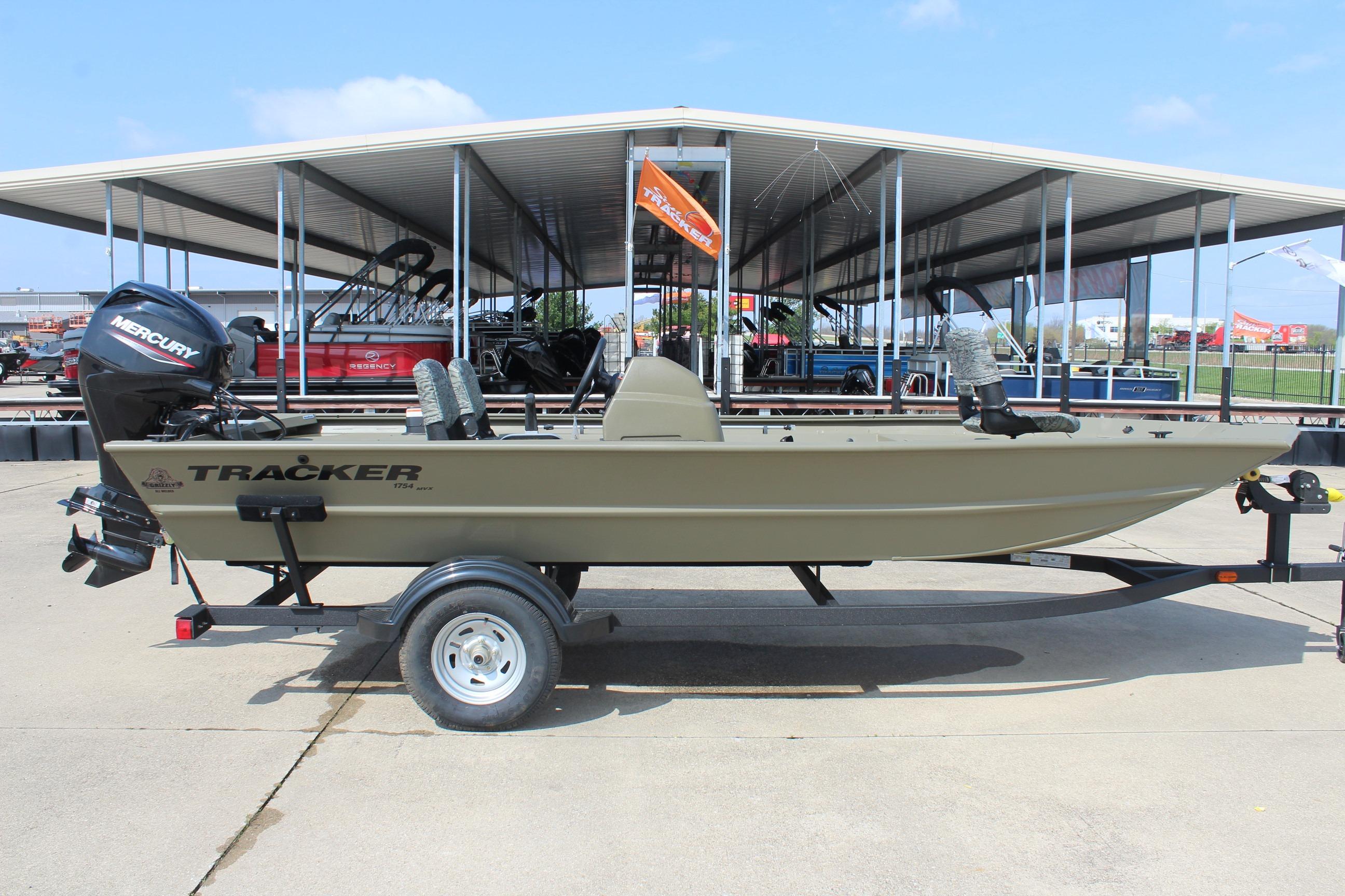 2026 Tracker Grizzly 1754 SC