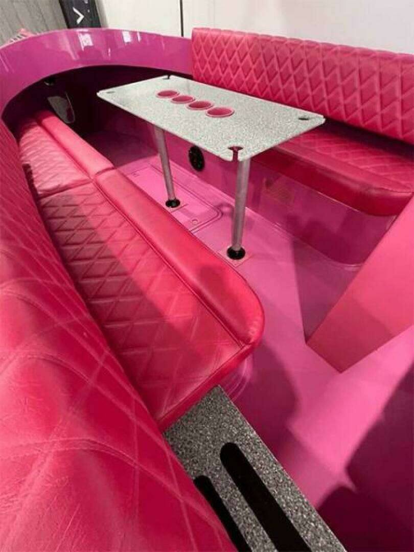 2024 Vision Fantail 217 - Image 3