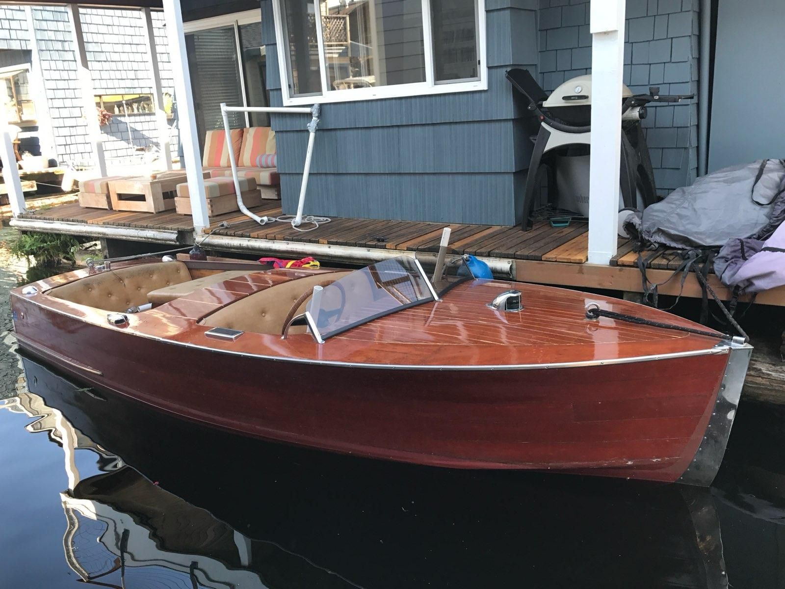 1947 Chris-Craft Runabout - 10