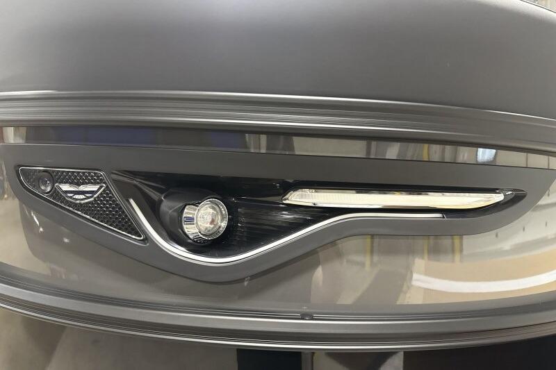 Close-up of 2026 Bennington 24 MFBSF boat's sleek, modern headlight design.