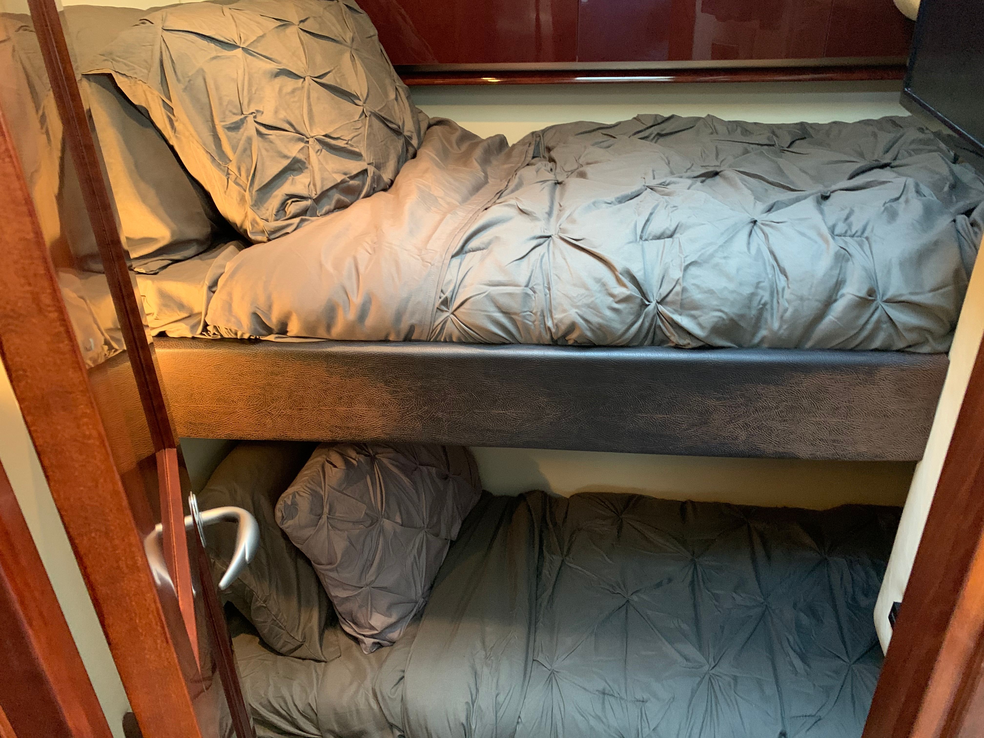 2007 Sea Ray 52 Sedan Bridge - 11