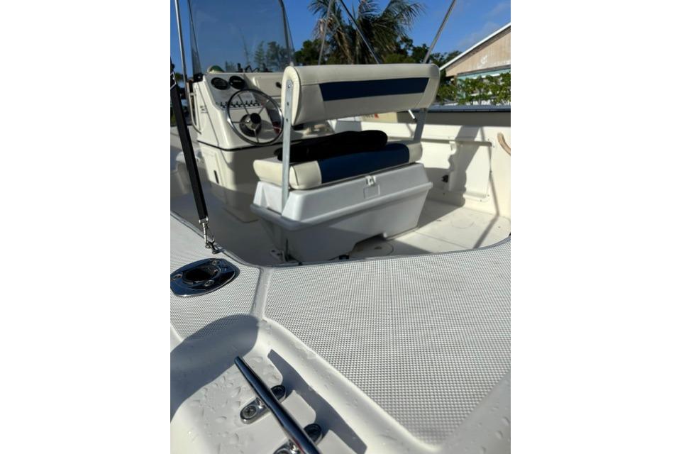 2005 Hydra-Sports Lightning 180 CC boat interior with steering wheel and seating.
