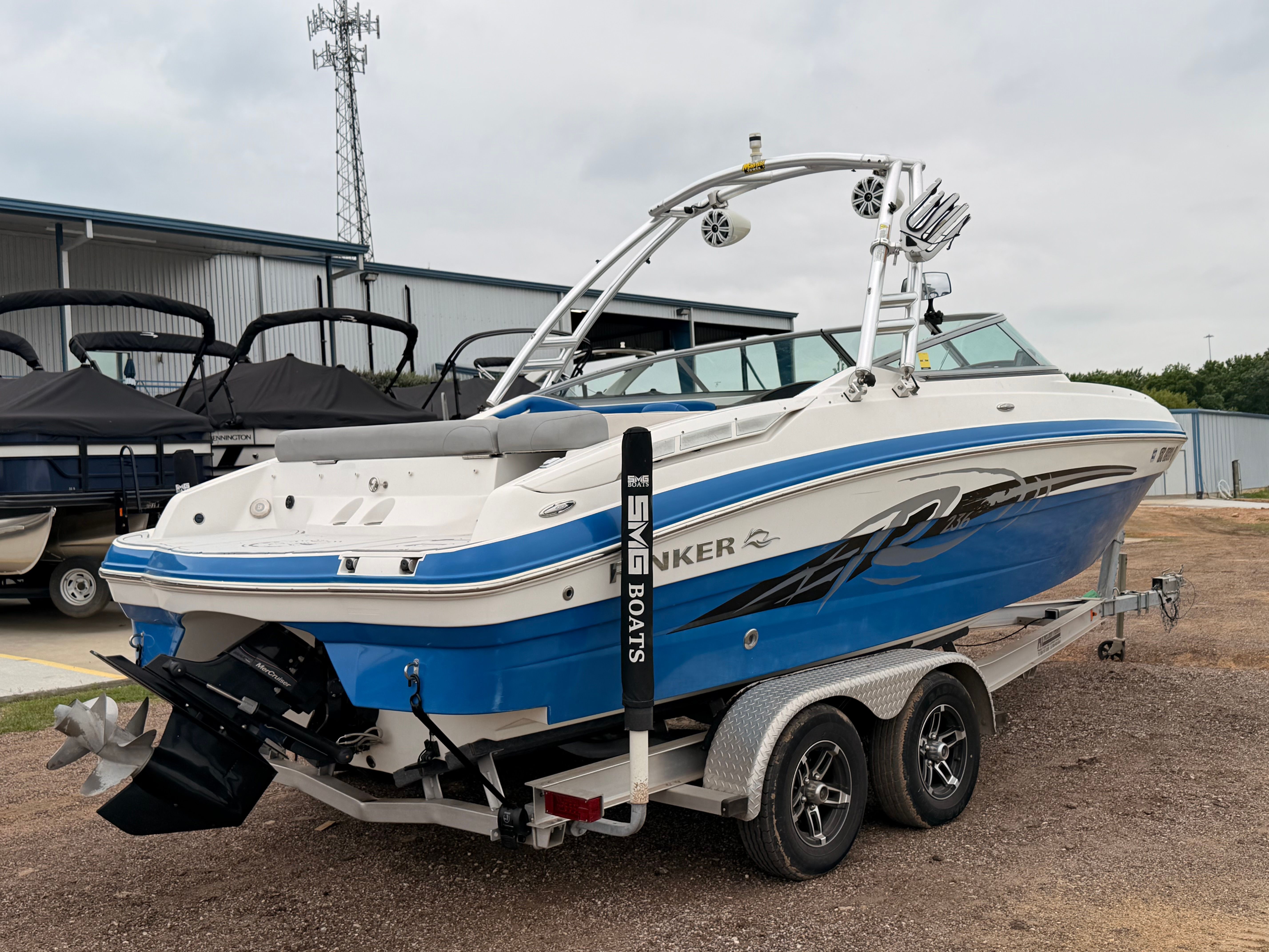 2014 RINKER 236 CAPTIVA - Image 6