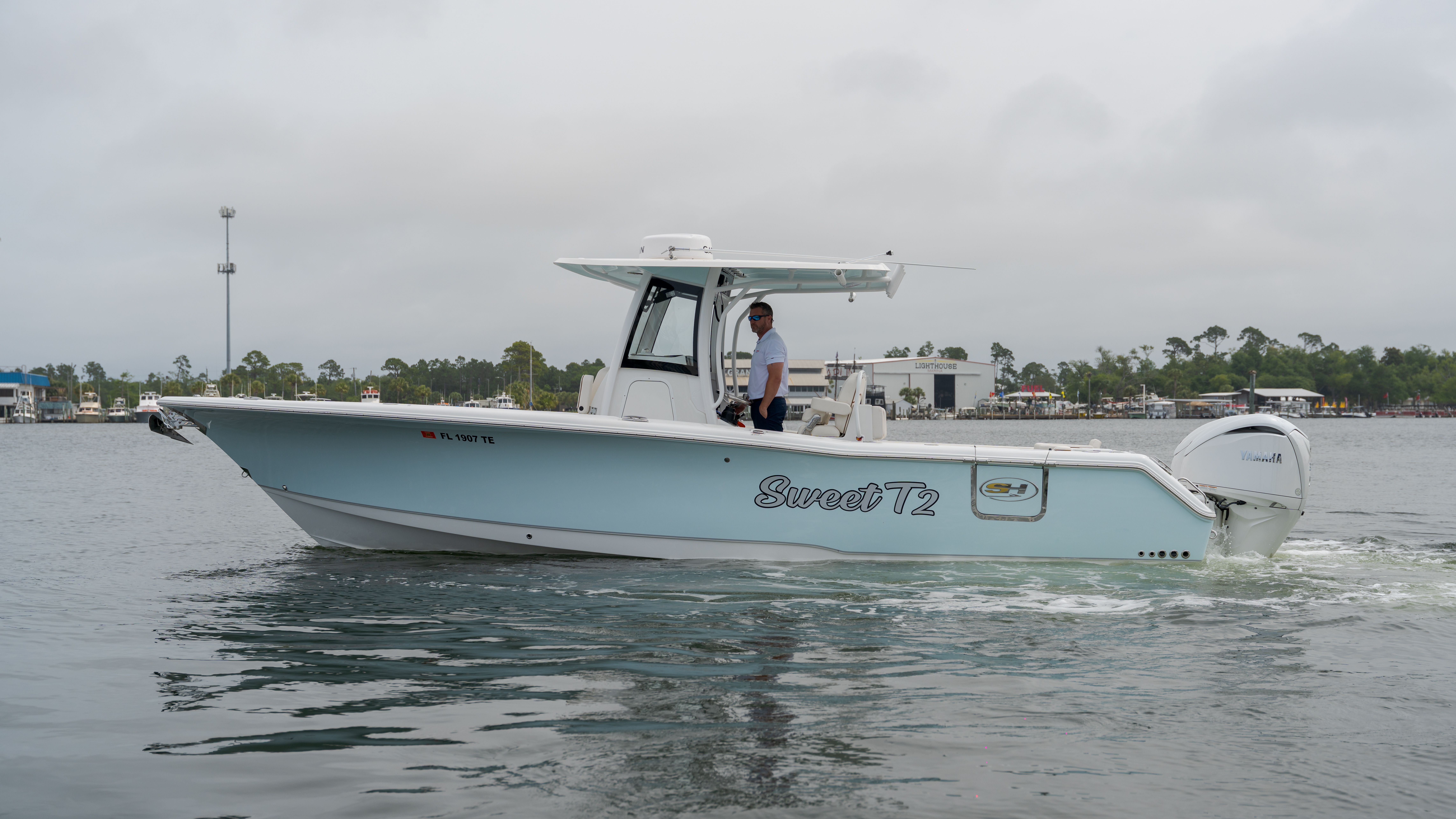2022 Sea Hunt Gamefish 30