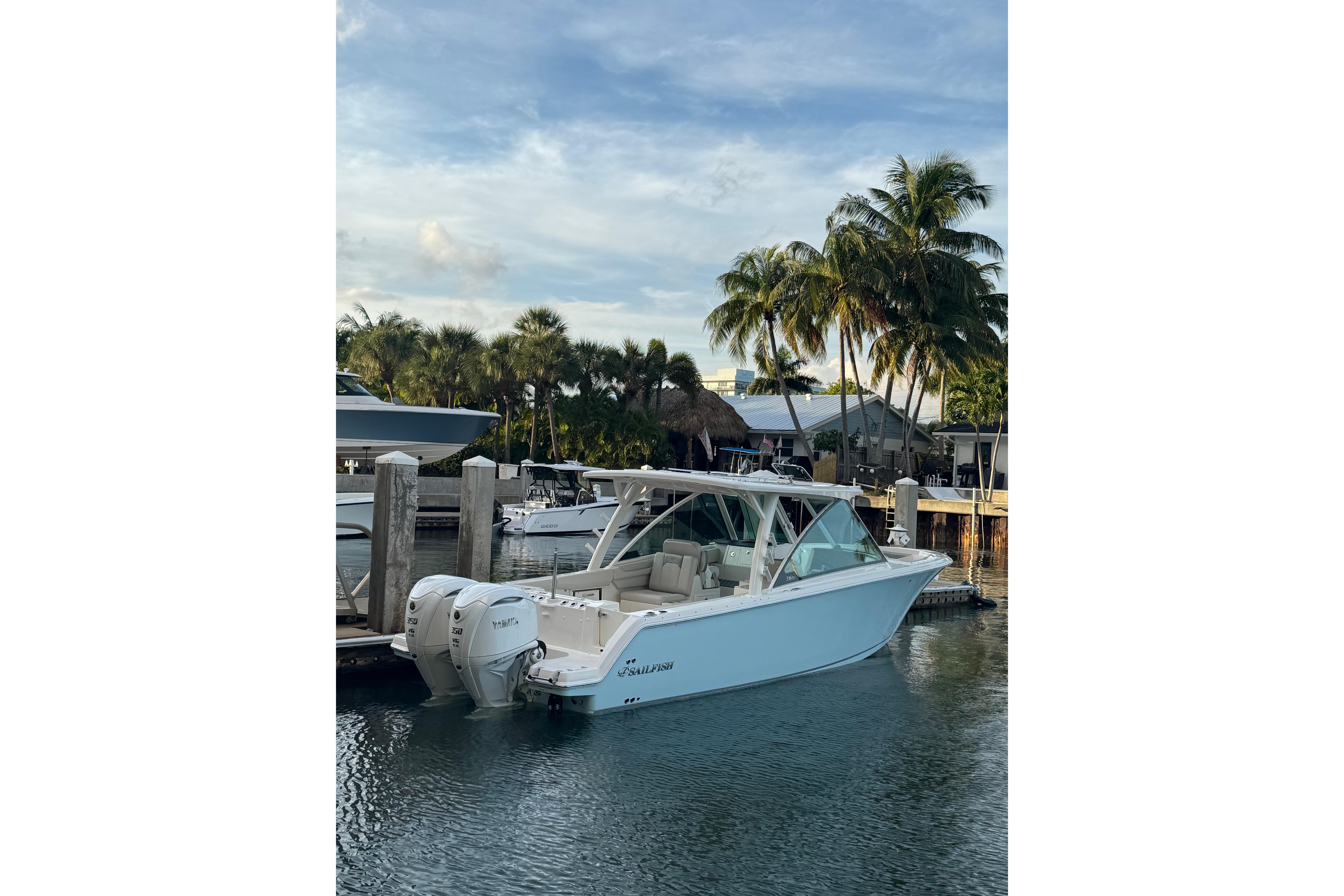 2025 Sailfish 316 DC