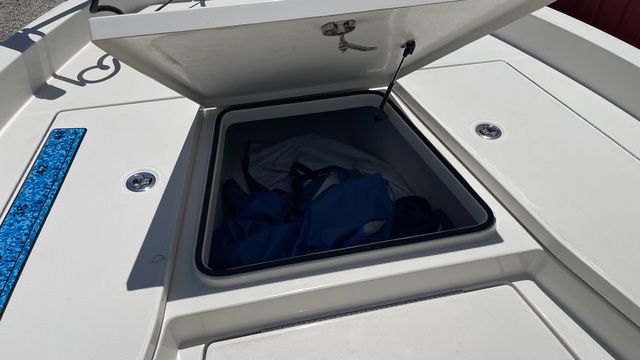 2022 Ranger 2510 Bay - 31