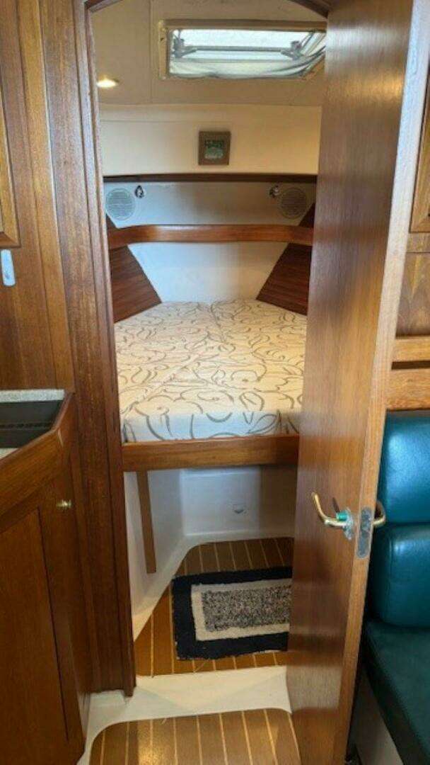 2000 Mainship 34 Pilot - Image 16
